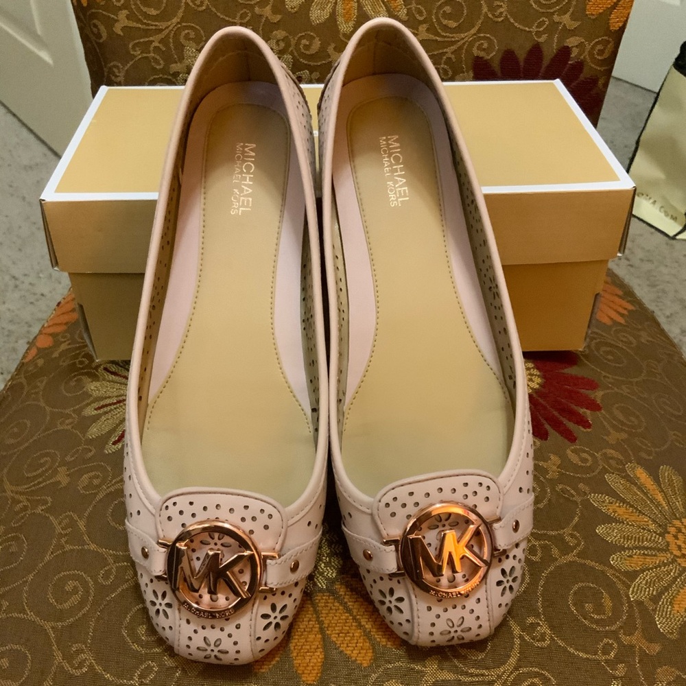 Michael Kors Fulton Moccasin - Picture 2 of 9